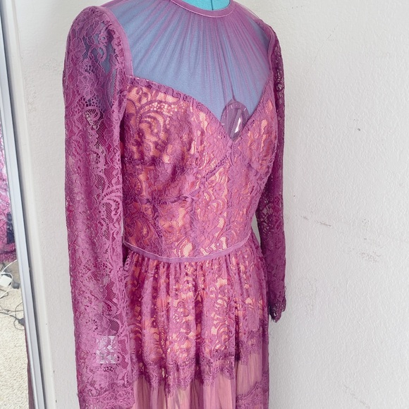 MAROON BERRY TADASHI SHOJI LACE CORSET MIDI DRESS SZ 6 - Picture 8 of 15